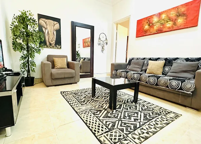 شقة Elephant House With Sea View *